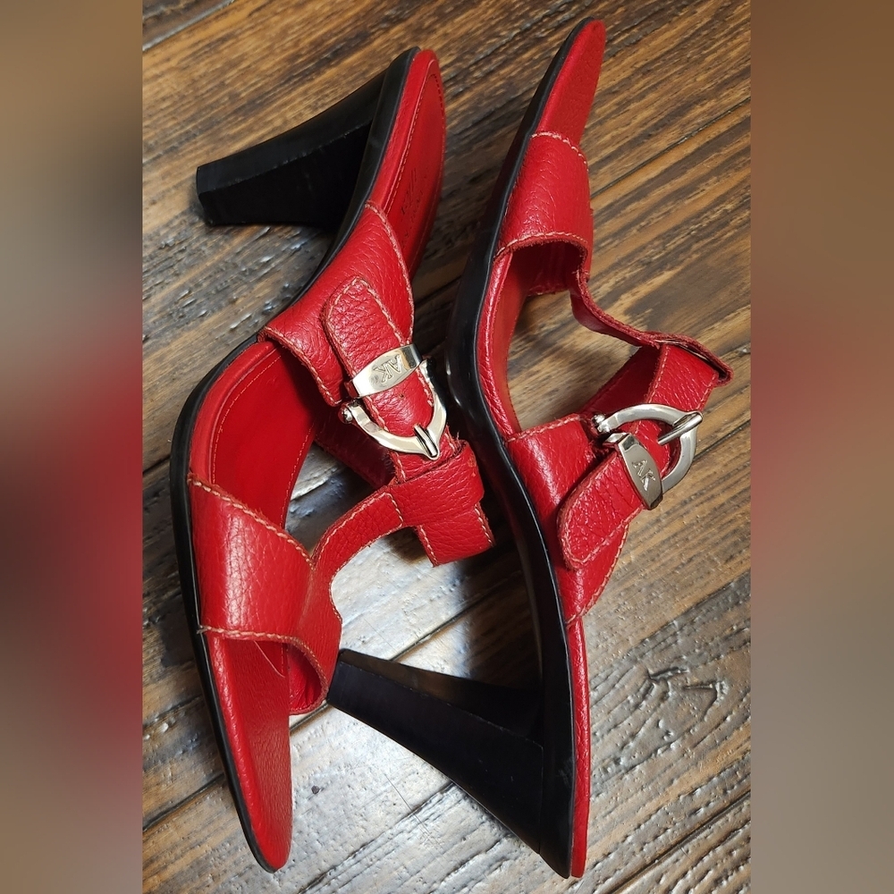 Anne Klein Red Leather iflex Monogram Bold Buckle Heels Sandals Size 10